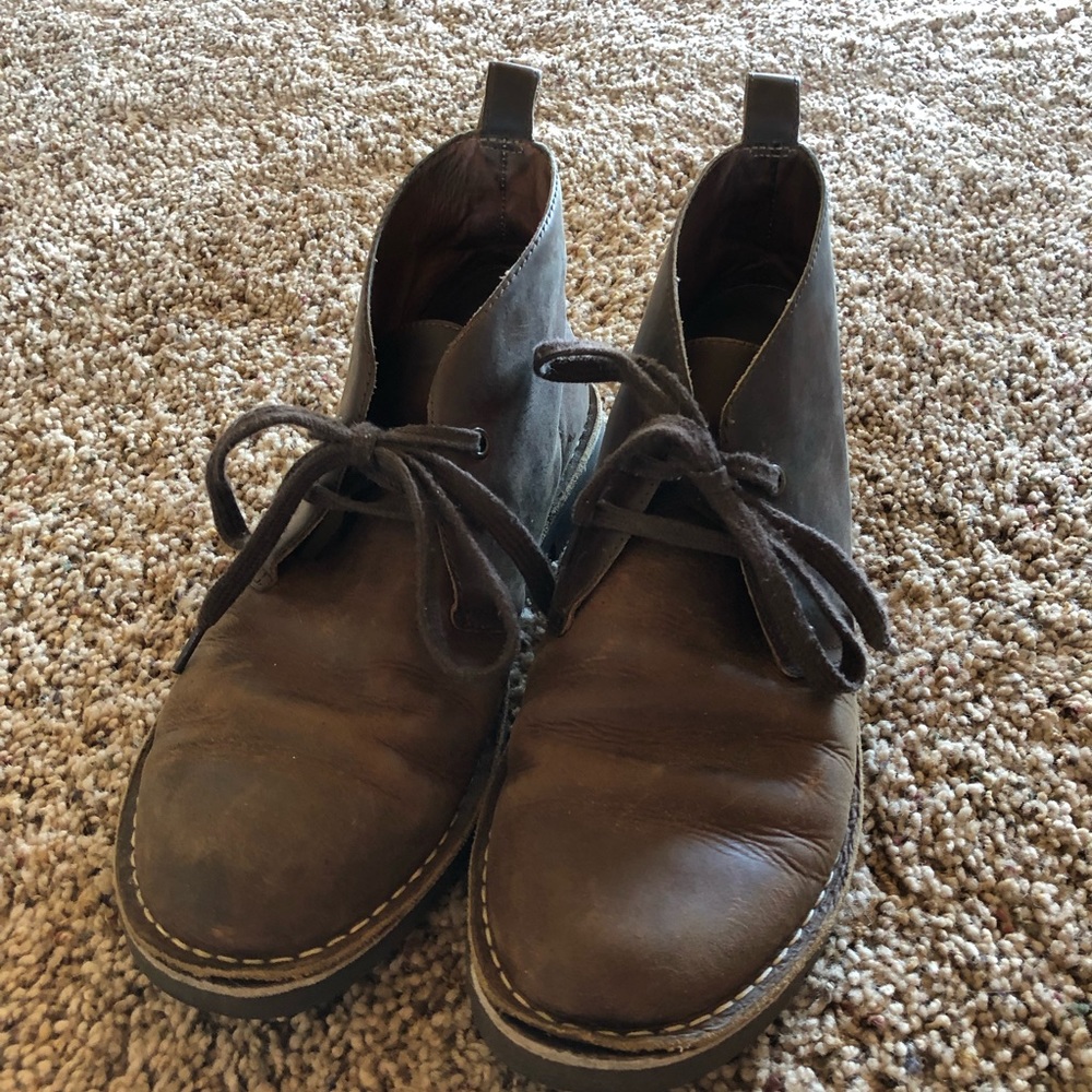 Brow ankle boots